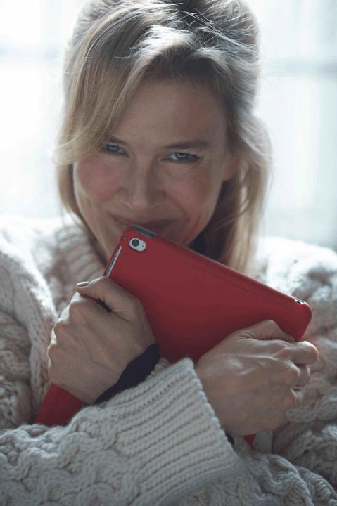 Renee Zellweger's Bridget Jones Has A New Face In First Promo Photo - She's Stunning!
