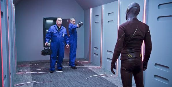 The Flash - Recap and Review - Season 2 Episode 3 - Family of Rogues