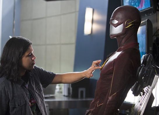 The Flash - Season 2 Premiere - Recap and Review - The Man Who Saved Central City