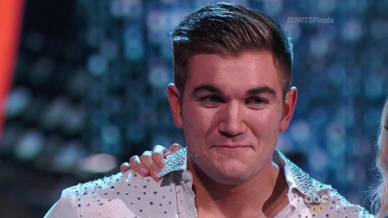 Alek Skarlatos and Lindsay Arnold dance Rumba Tango (VIDEO)