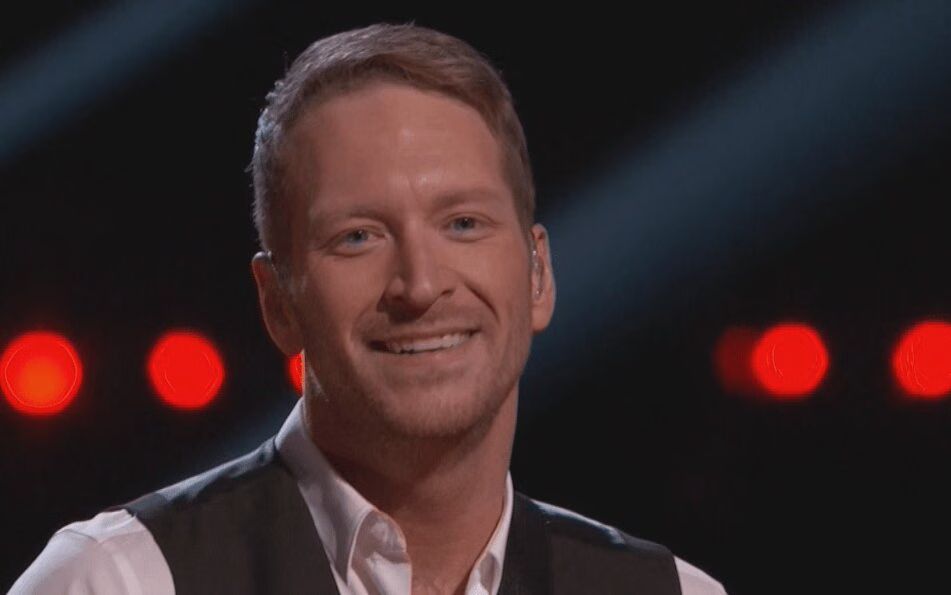 Barrett Baber Sings 'I'd Just Love To Lay You Down' on The Voice 9 (VIDEO)
