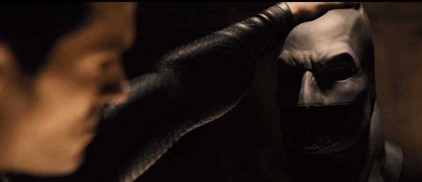 Batman v Superman Sneak Peek Unmasks Ben Affleck (VIDEO)