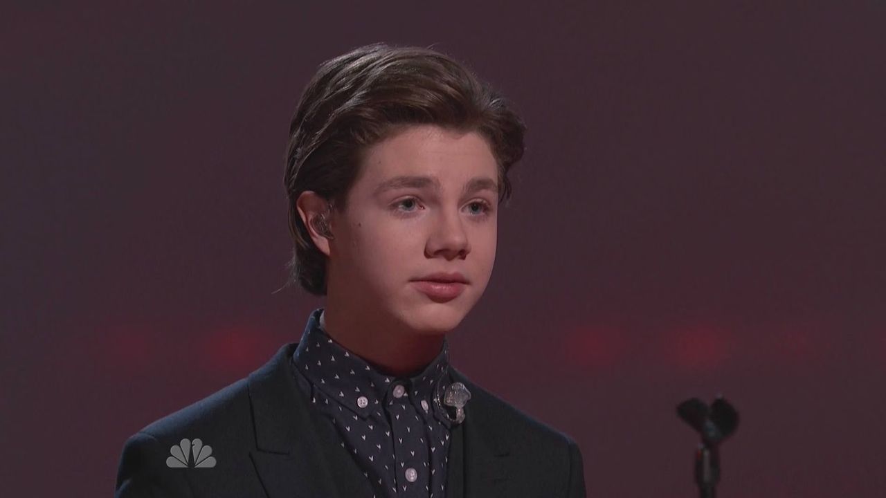 Braiden Sunshine Sings 'True' on The Voice (VIDEO)