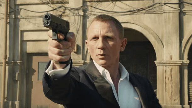Every James Bond Gadget - Ever! (VIDEO)