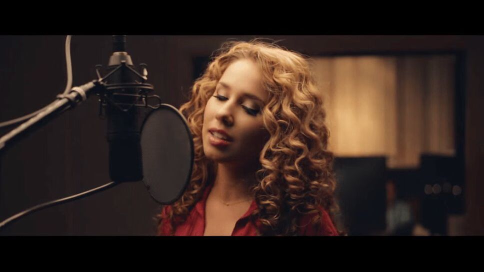 Haley Reinhart and Casey Abrams Go Viral With 'Can't Help Falling In Love' (VIDEO)