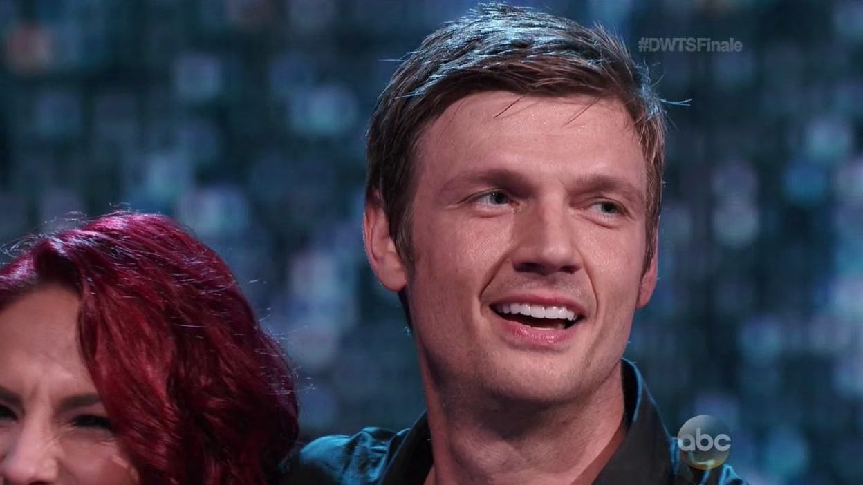 Nick Carter and Sharna Burgess dance Salsa : Tango (VIDEO)
