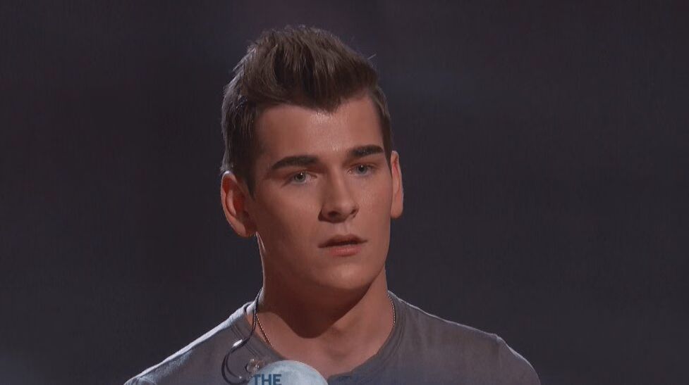 Zach Seabaugh Sings 'Crazy Little Thing Called Love' on The Voice 9 (VIDEO)