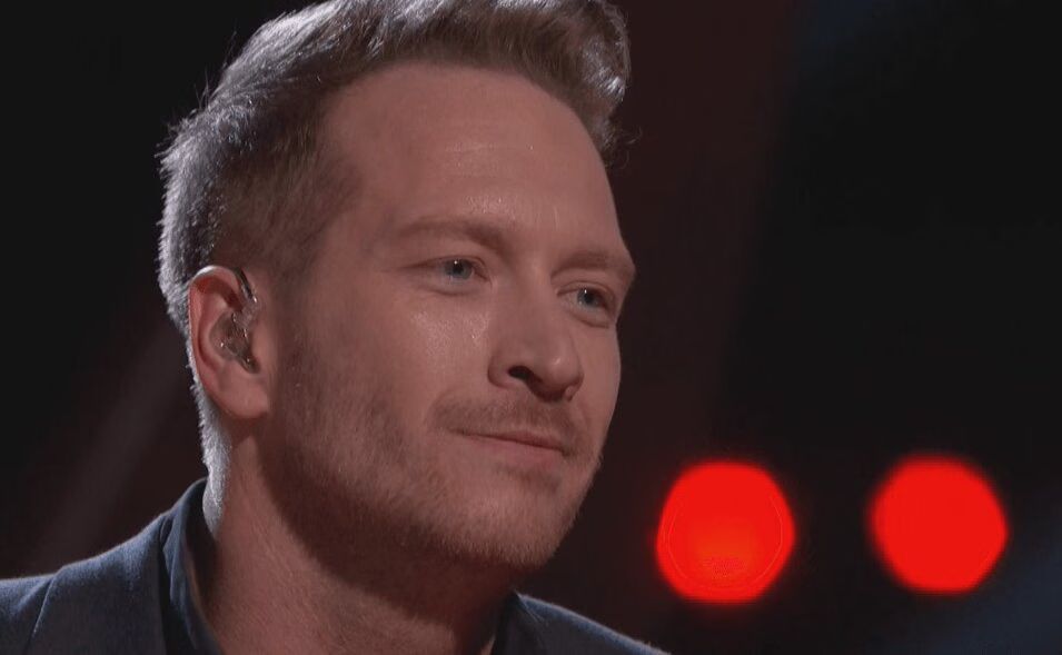 Barrett Baber Sings 'Ghost' on The Voice 9 (VIDEO)