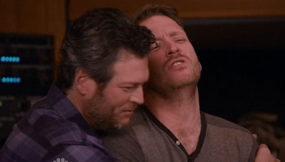 Barrett Baber and Blake Shelton Sing 'Rhinestone Cowboy' on The Voice 9 (VIDEO)