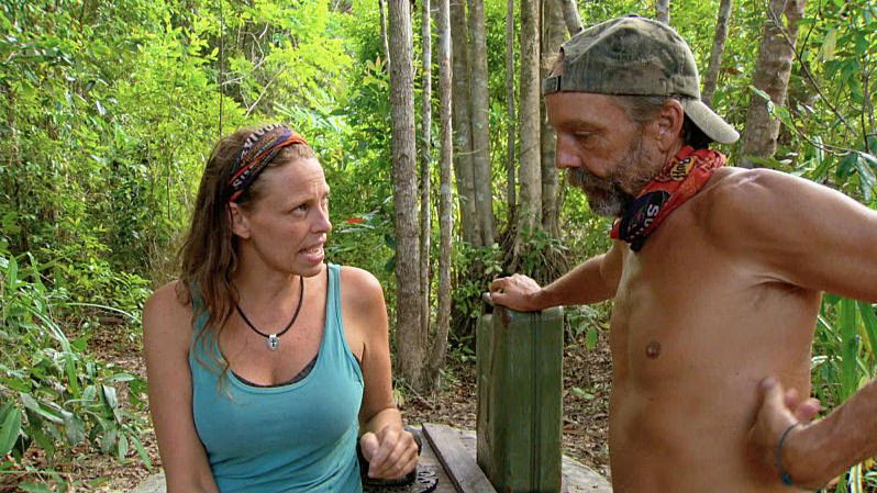 Kimmi plans with Keith to blindside Jeremy