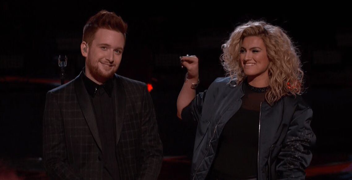 Tori Kelly and Jeffery Austin sing 'Hollow' on The Voice (VIDEO)