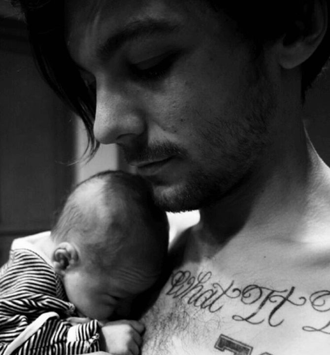 Louis Tomlinson Posts First Pic of Baby Son Freddie (PHOTO)