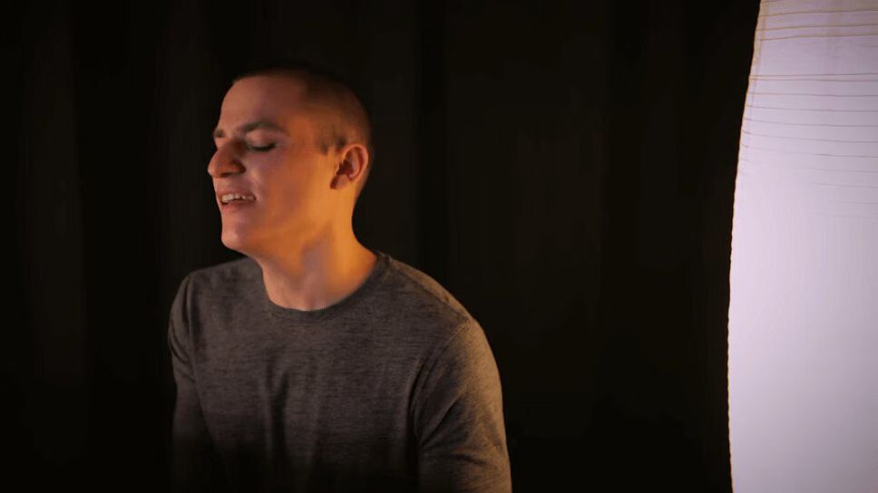 'The Voice' Star Chris Jamison Splits With Republic Records, Releases New Song (VIDEO)