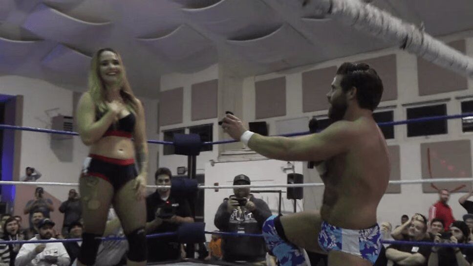 Pro Wrestler Joey Ryan Proposed to Girlfriend Mid-Match -- Then Goes for Pin! (VIDEO)