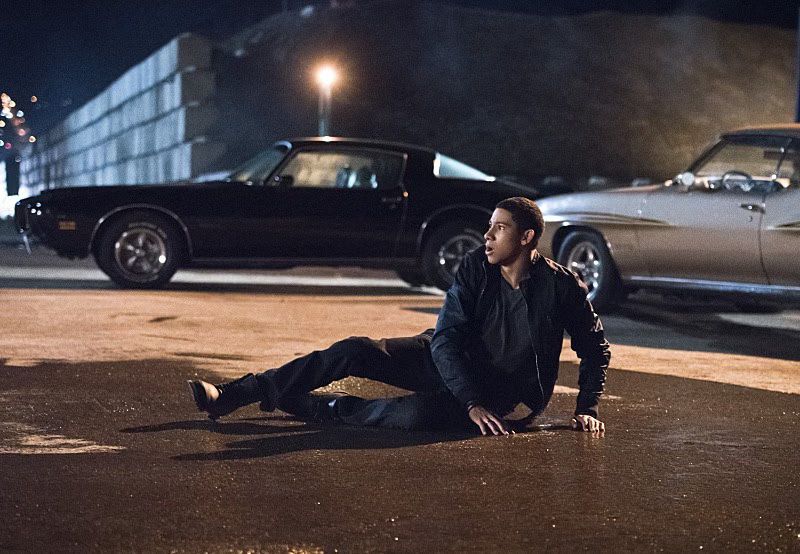 The Flash - Season 2 Episode 12 - Recap and Review - Fast Lane