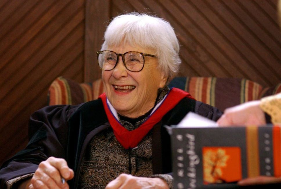 'To Kill a Mockingbird' Author Harper Lee Dead at 89