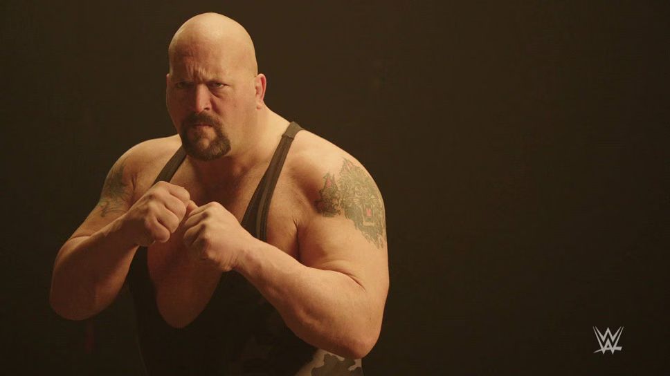 Big Show Possibly Injured at WWE Live Event