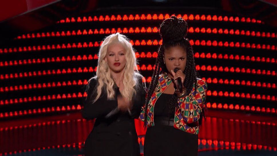 Christina Aguilera Completes Her Team With Awesome Duet on The Voice 2016 (VIDEO)