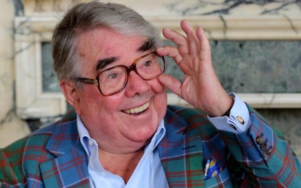 Ronnie Corbett Dead at 85