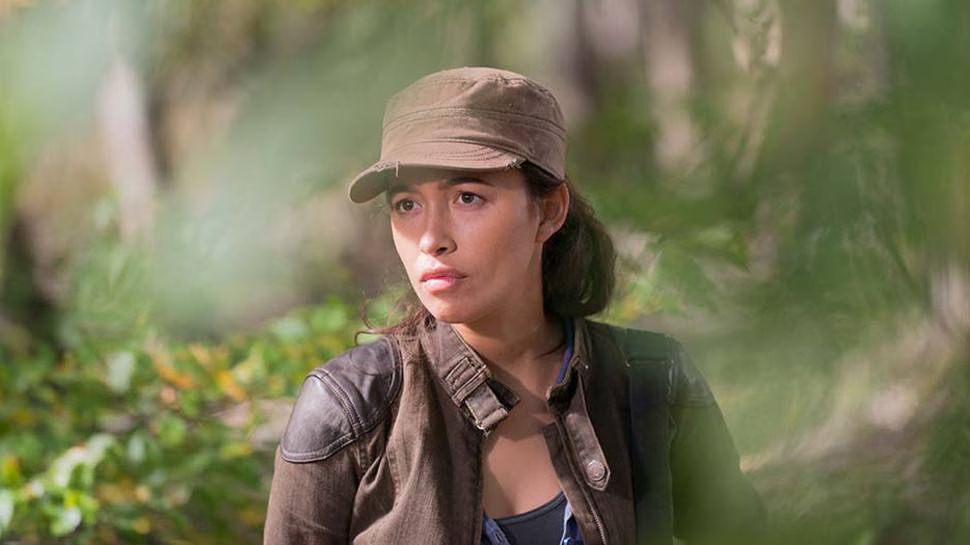 'The Walking Dead' Season 6 Episode 15 Review Everything Goes South In 'East'