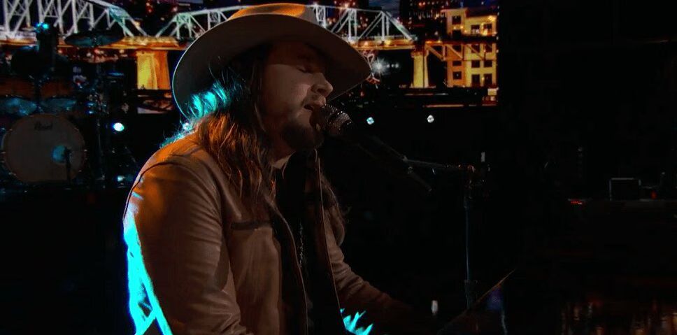 Adam Wakefield Earns Frontrunner Status With 'Lights' On The Voice 2016 (VIDEO)