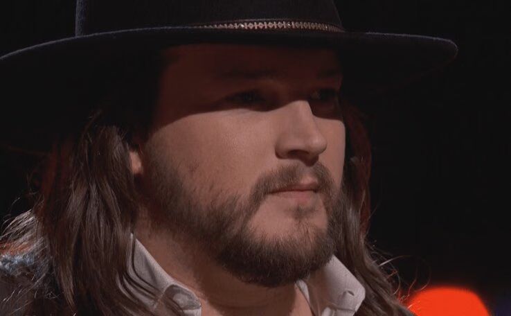 Adam Wakefield Has Emotional Moment With 'I'm Sorry' on The Voice 2016 (VIDEO)