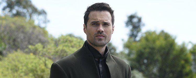 'Marvel's Agents of S.H.I.E.L.D.' Season 3 Episode 19 Review The Kree Arrive -- For a Bit