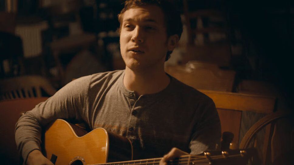 Phillip Phillips Bike Theft Caught On Camera (VIDEO)