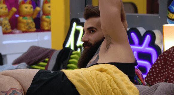 Paul in the Live Feeds