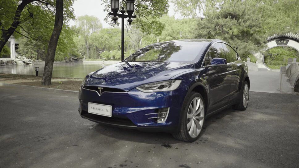 Tesla Autopilot Suffers Second Crash, And No One Knows Why