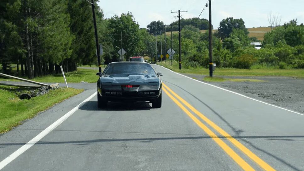Driving K.I.T.T. From 'Knight Rider' Isn't That Great, Apparently (VIDEO)