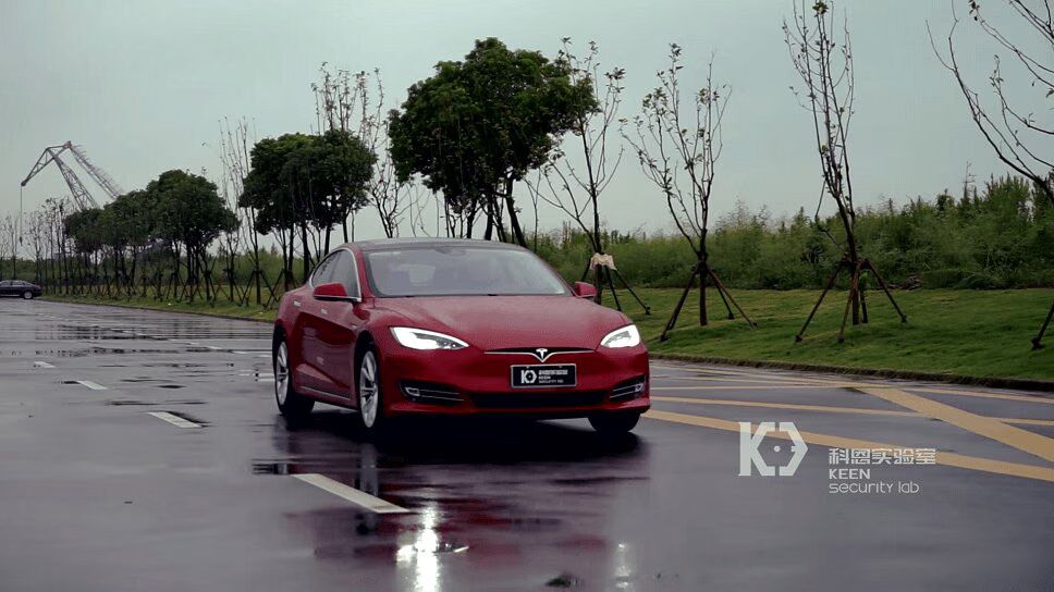 Chinese Hackers Hijack Tesla In Motion (VIDEO)