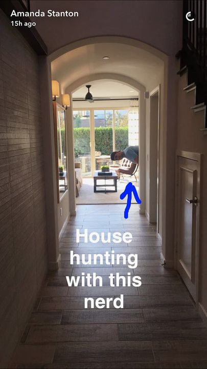 'Bachelor In Paradise' Couple Josh Murray and Amanda Stanton Go Househunting (PHOTO)