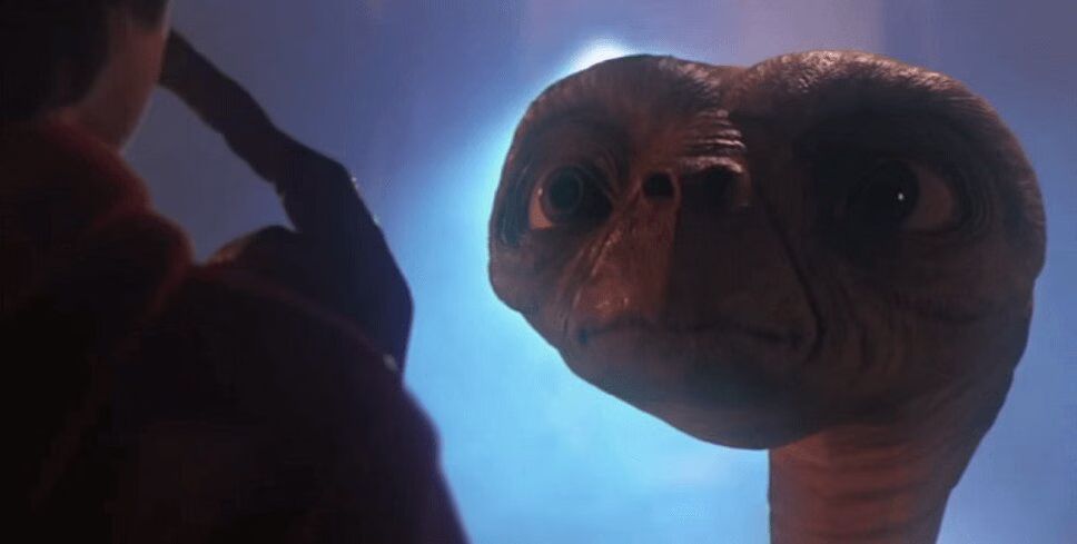 ET Leaving Netflix
