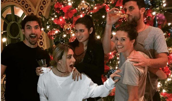 'Bachelor In Paradise' Stars Vacation Together, Despite Past Drama (PHOTOS)