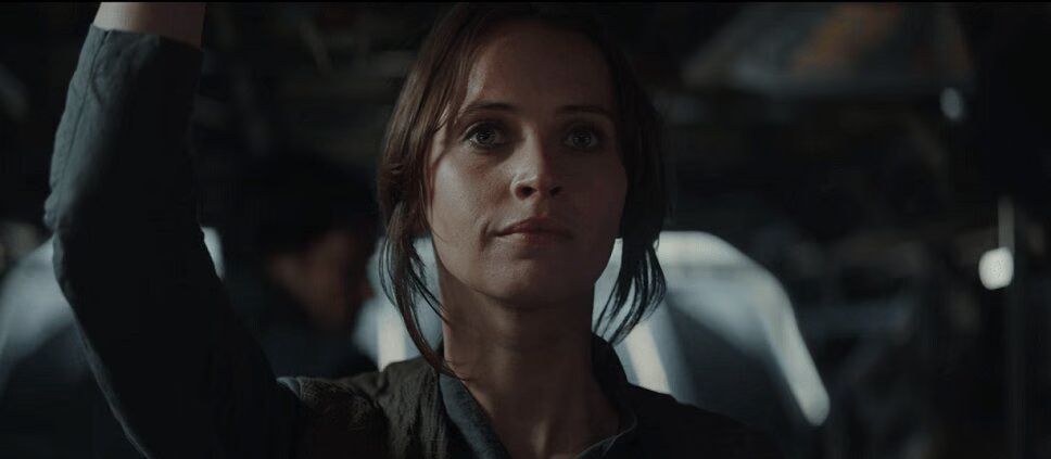 Box Office: 'Rogue One' Conquers All Comers On Christmas Weekend