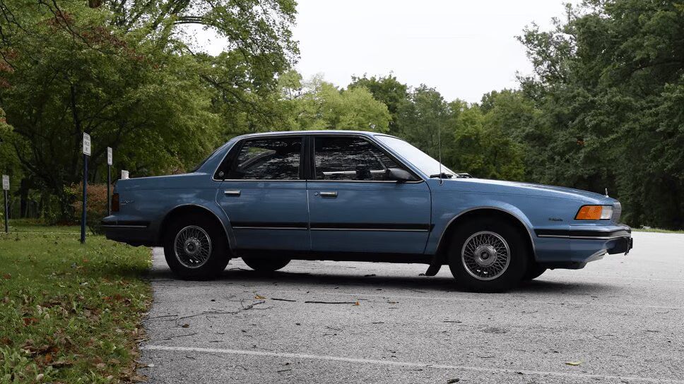 Crazed Car Reviewer Reminds Us That A Buick Century Means It's Time For Church (VIDEO)