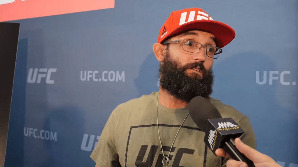 Johny Hendricks Misses Weight (Again) For UFC 207
