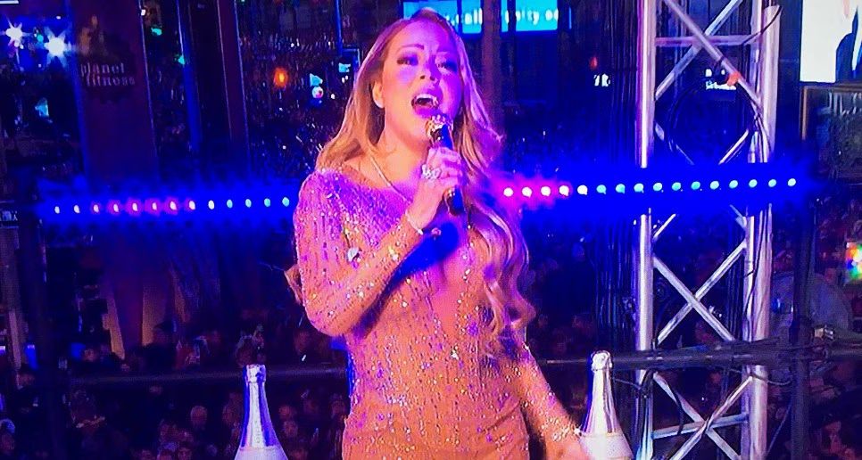 Mariah Carey Dropped The Ball on New Year's Eve - And Not In The Good Way! (VIDEO)
