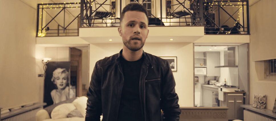 'X Factor UK' Star Jamie Benkert Isn't Olly Murs Anymore In 'Stay (4AM)' (VIDEO)